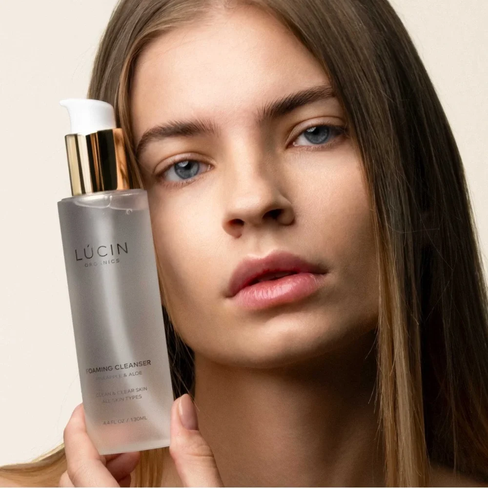 Foaming Cleanser 130ml‎ Pineapple and aloe